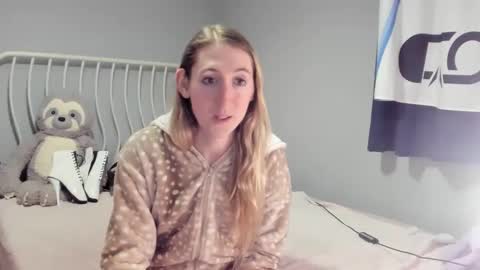 Snapshot of jenbydoll chatting on 03.06.25 JenbyDoll online show from 03.06.25