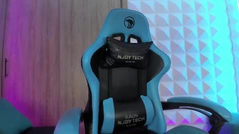 Snapshot of jendralevis chatting on 03.06.25 jendralevis online show from 03.06.25