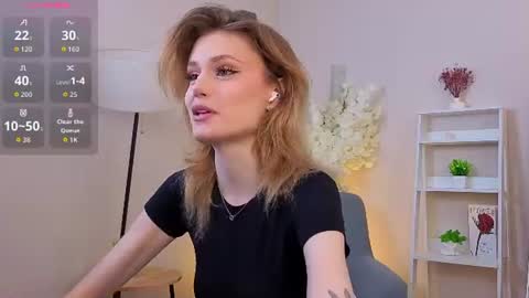 Snapshot of jenifercloudy chatting on 06.20.26 jenifercloudy online show from 06.20.26