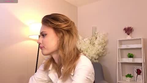 Snapshot of jenifercloudy chatting on 06.21.26 jenifercloudy online show from 06.21.26