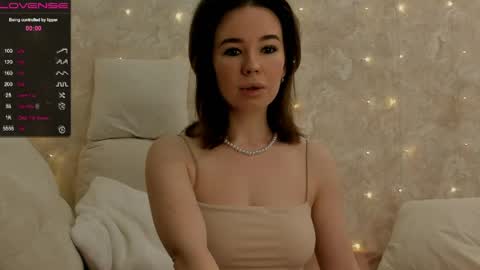 EvaSileZ online show from 04.14.26