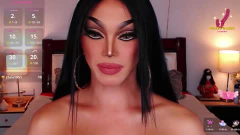 Queen Jenifer online show from 09.23.25