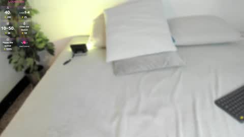 Snapshot of jenmagic chatting on 02.19.25 jenmagic online show from 02.19.25