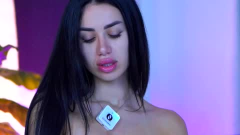 jenna_day online show from 11.22.25