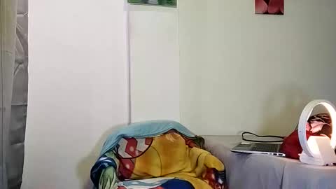  Isabella  online show from 12.15.25