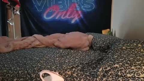  Dragon Queen. Be my Dragon --  and  online show from 03.30.26