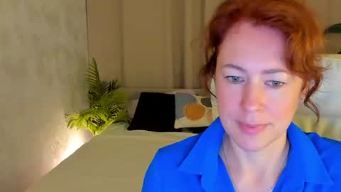 Snapshot of jennali1 chatting on 06.10.26 Jenna online show from 06.10.26