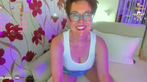 Jenn online show from 10.29.25