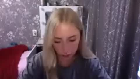Snapshot of jennalomer chatting on 07.23.26 Jenna online show from 07.23.26