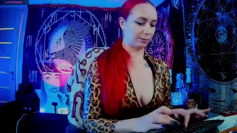 Mrs. Jenna online show from 01.07.25