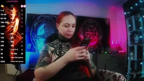 Snapshot of jennalovvee chatting on 04.22.26 Mrs. Jenna online show from 04.22.26
