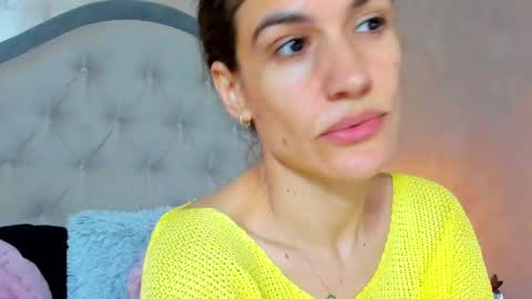 Snapshot of jennamyers chatting on 05.19.26 JennaMyers online show from 05.19.26
