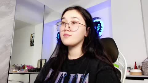 Snapshot of jennatyan chatting on 12.02.24 JENNA online show from 12.02.24