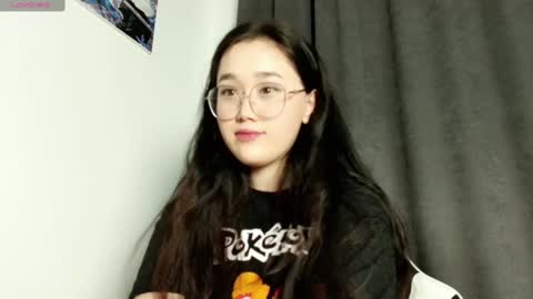 Snapshot of jennatyan chatting on 02.21.25 JENNA online show from 02.21.25