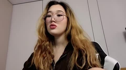 Snapshot of jennatyan chatting on 02.22.26 JENNA online show from 02.22.26