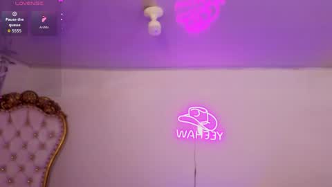 Snapshot of jenner_tay chatting on 06.08.26 jenner online show from 06.08.26
