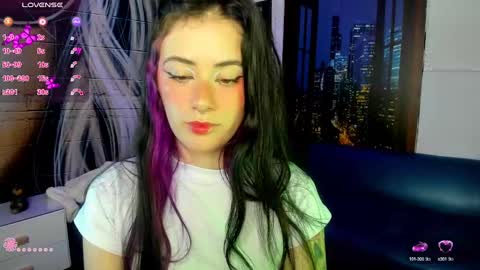 Snapshot of jenni_arango chatting on 12.18.24 Jenny online show from 12.18.24
