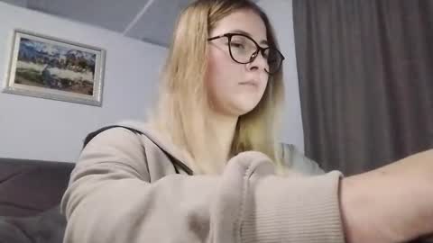 Nicol online show from 12.15.25