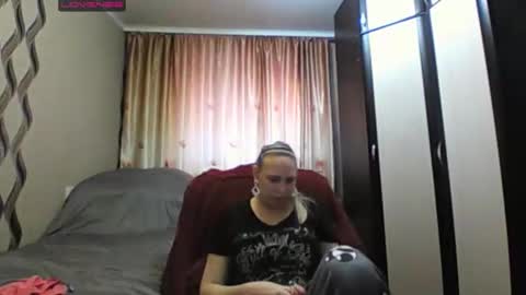 Snapshot of jennideep chatting on 02.23.26 JenniDeep online show from 02.23.26