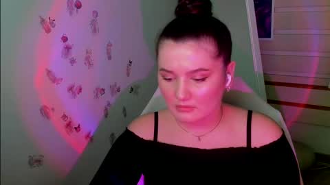 Jennie online show from 02.20.25