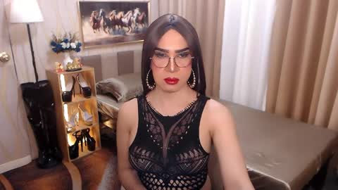 Snapshot of jenniegarcia chatting on 04.30.26 jenniegarcia online show from 04.30.26