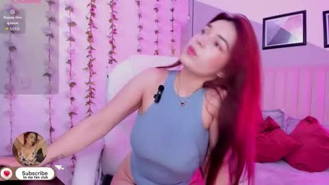 Snapshot of jenniekim_18 chatting on 10.22.25 Jennie online show from 10.22.25