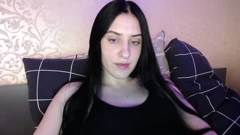 Helen online show from 02.04.25