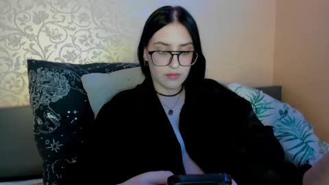 Helen online show from 09.10.25