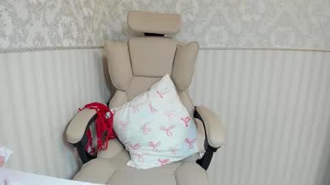 Jennifer online show from 11.02.25