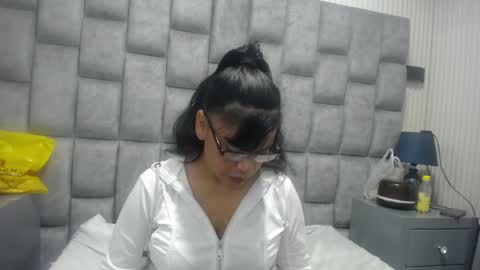 Jennifer online show from 03.30.26