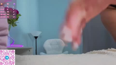 Jennifer hayess online show from 03.16.26