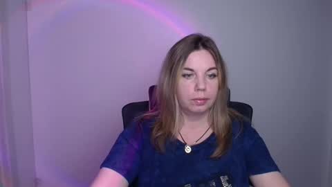 Snapshot of jennifer_moree chatting on 09.11.25 Jennifer online show from 09.11.25