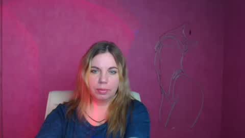 Snapshot of jennifer_moree chatting on 09.25.25 Jennifer online show from 09.25.25