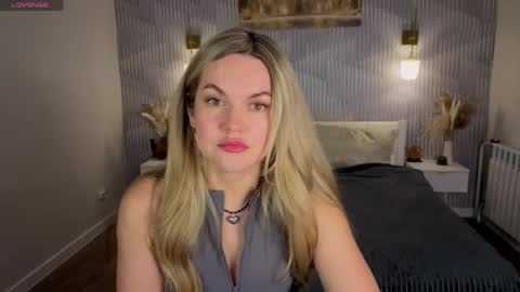 Snapshot of jennifer_perezz chatting on 05.18.26 Jennifer Perezz online show from 05.18.26