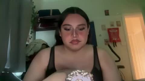 Snapshot of jennifer_robbie chatting on 06.11.26 jennifer_robbie online show from 06.11.26