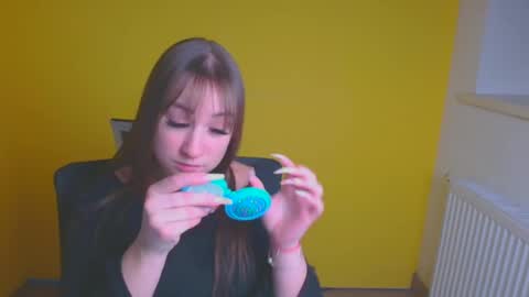 Jennifer online show from 12.25.24