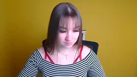 Jennifer online show from 01.04.25