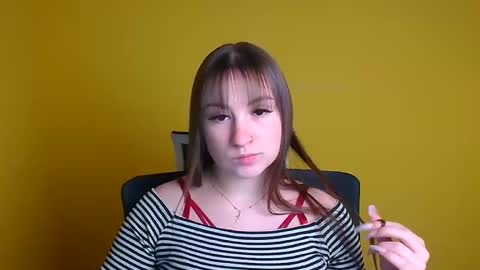 Jennifer online show from 01.04.25