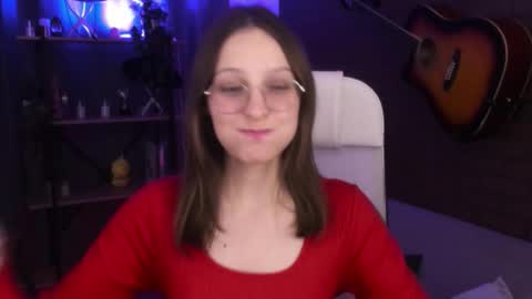 jenniferkiim online show from 10.24.25