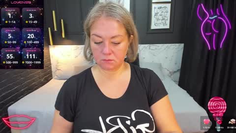 Snapshot of jenniferlight chatting on 12.16.24 Jennifer online show from 12.16.24