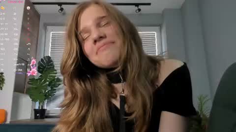 Snapshot of jenniferrakow chatting on 07.02.26 Sofia online show from 07.02.26