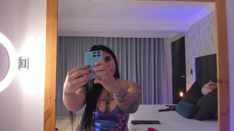 Snapshot of jennvalk chatting on 01.08.26 Jenn online show from 01.08.26