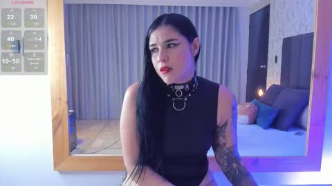 Snapshot of jennvalk chatting on 01.13.26 Jenn online show from 01.13.26