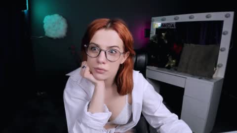 Snapshot of jenny__meow chatting on 01.28.25 YOUR BEST WAY TO HAVE FUN online show from 01.28.25