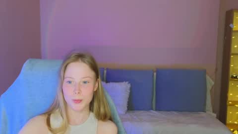 Snapshot of jenny_angelok chatting on 05.20.26 Next broadcast on December 05 subject to change online show from 05.20.26