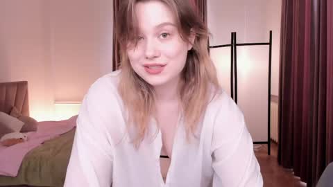 Snapshot of jenny_hardy chatting on 04.24.26 Jenny my next stream is on Saturday at 1 pmUTC Welcome to my WhatsApp 3 online show from 04.24.26