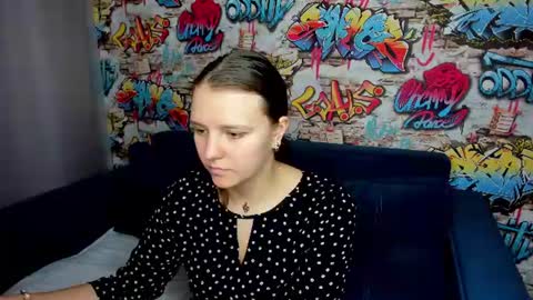 Snapshot of jenny_jimmy chatting on 06.15.26 Jenny online show from 06.15.26