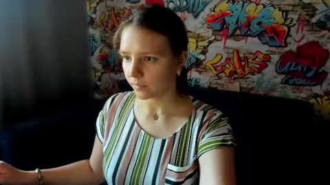 Snapshot of jenny_jimmy chatting on 06.17.26 Jenny online show from 06.17.26