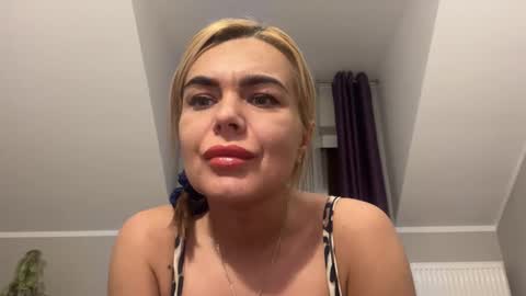 Jenny online show from 01.22.25