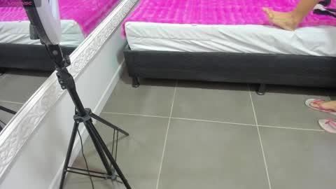 jenny_stark online show from 10.30.25